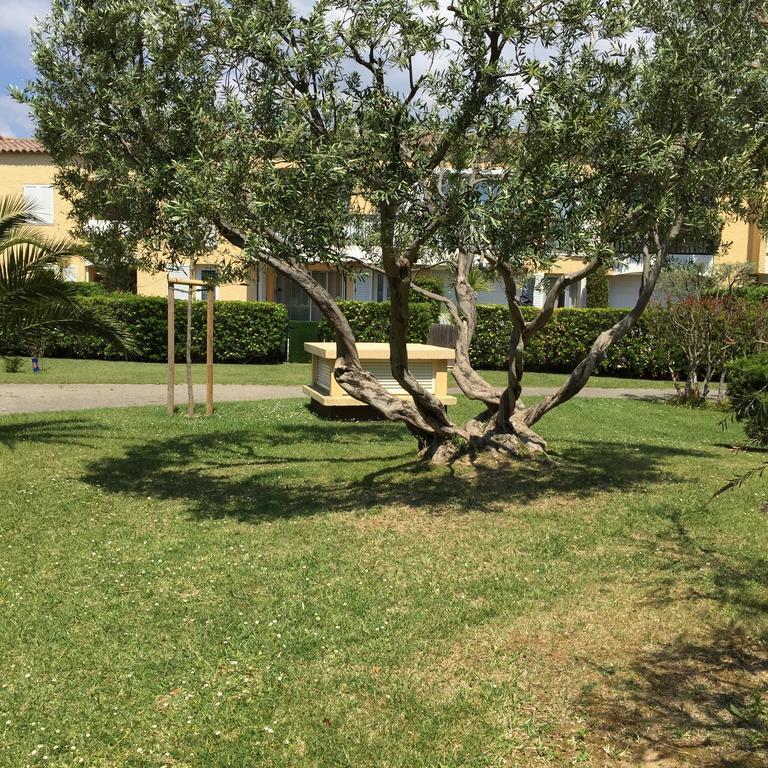 Cassis, Appartement 3 Chambres Avec Terrasse Esterno foto