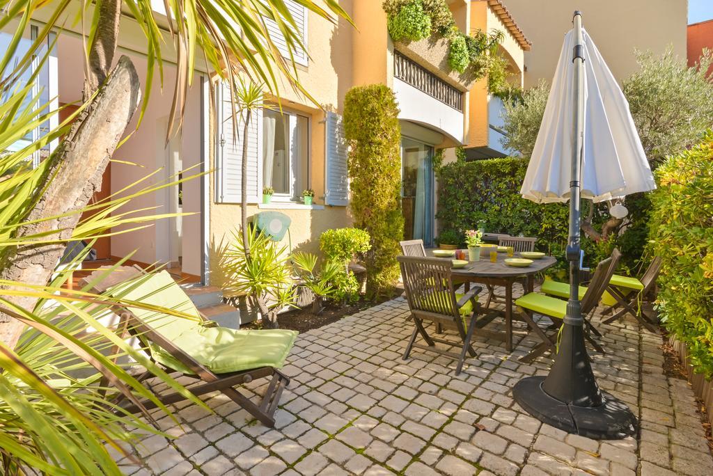 Cassis, Appartement 3 Chambres Avec Terrasse Esterno foto