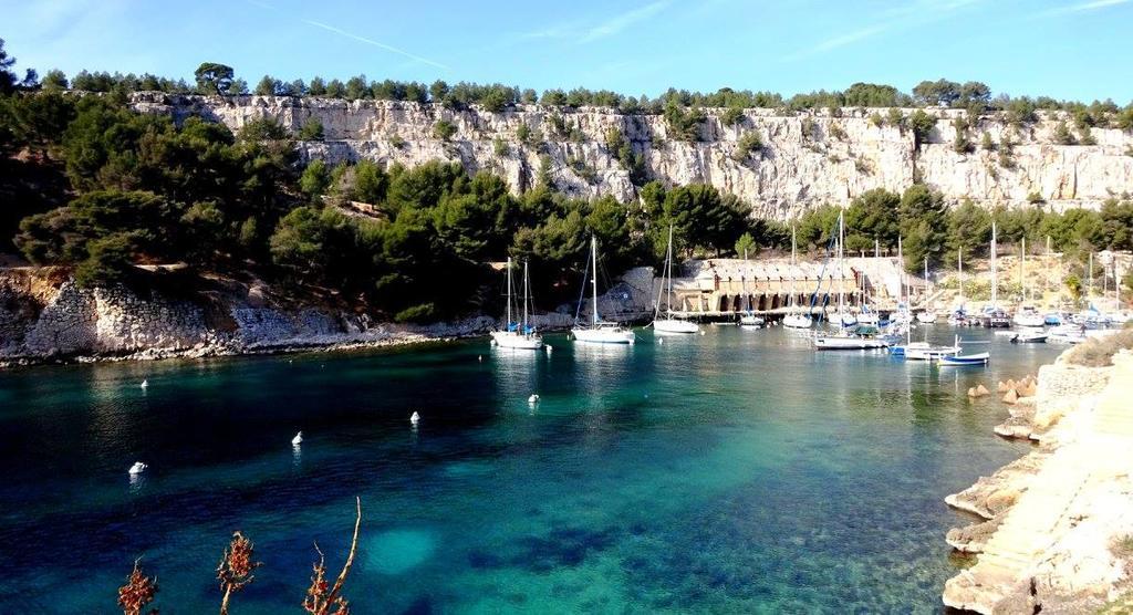 Cassis, Appartement 3 Chambres Avec Terrasse Esterno foto